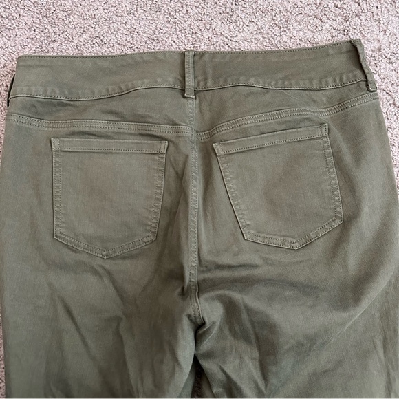 Torrid Olive Green Moto Skinny Jegging Pant Womens 14R - Picture 9 of 11